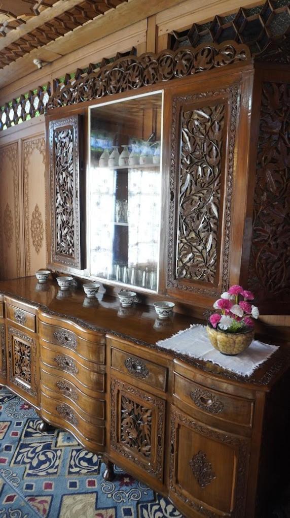 ホテル Mossess Group Of Houseboats Srīnagar エクステリア 写真
