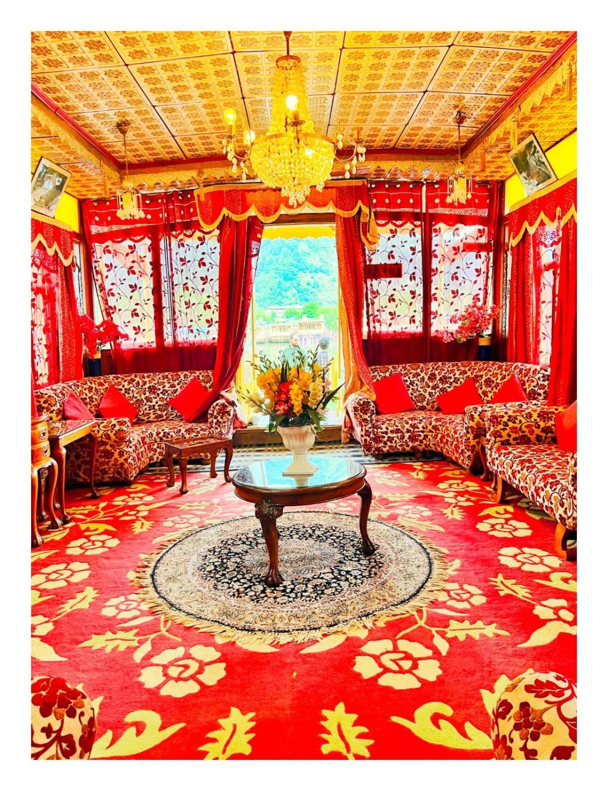 ホテル Mossess Group Of Houseboats Srīnagar エクステリア 写真