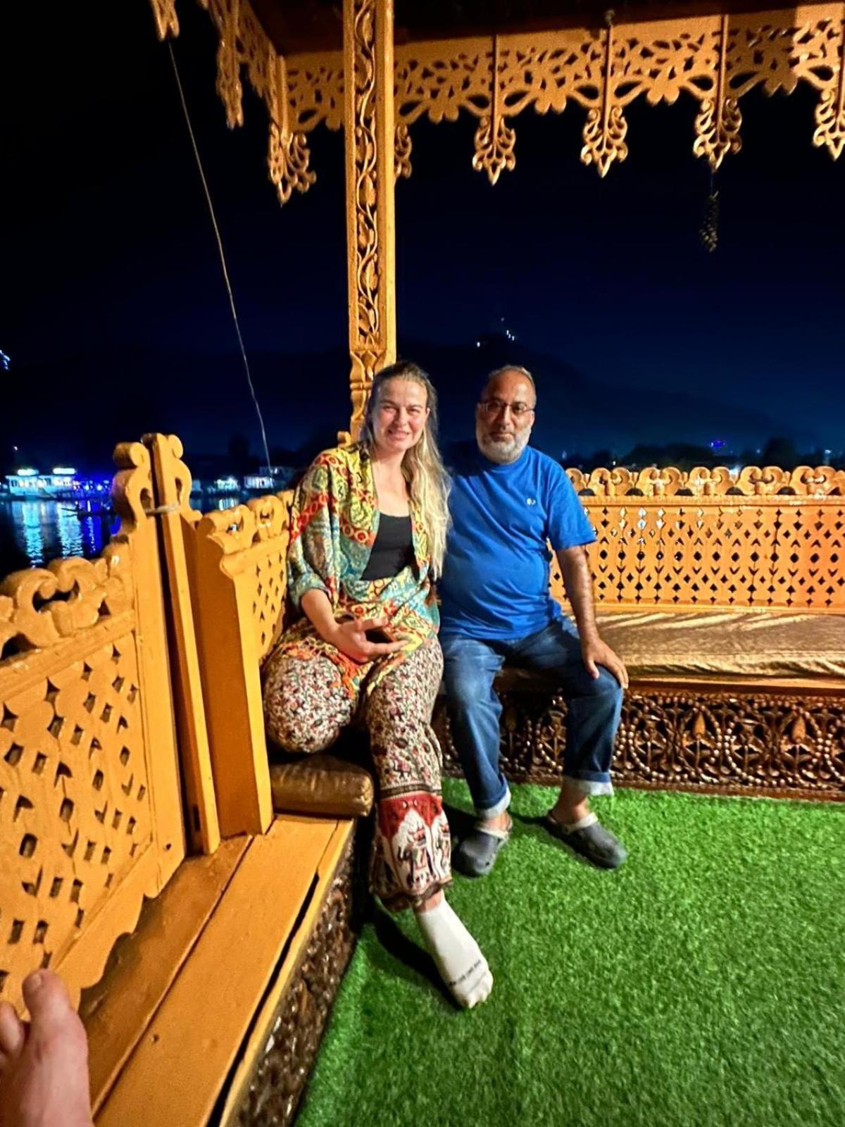 ホテル Mossess Group Of Houseboats Srīnagar エクステリア 写真